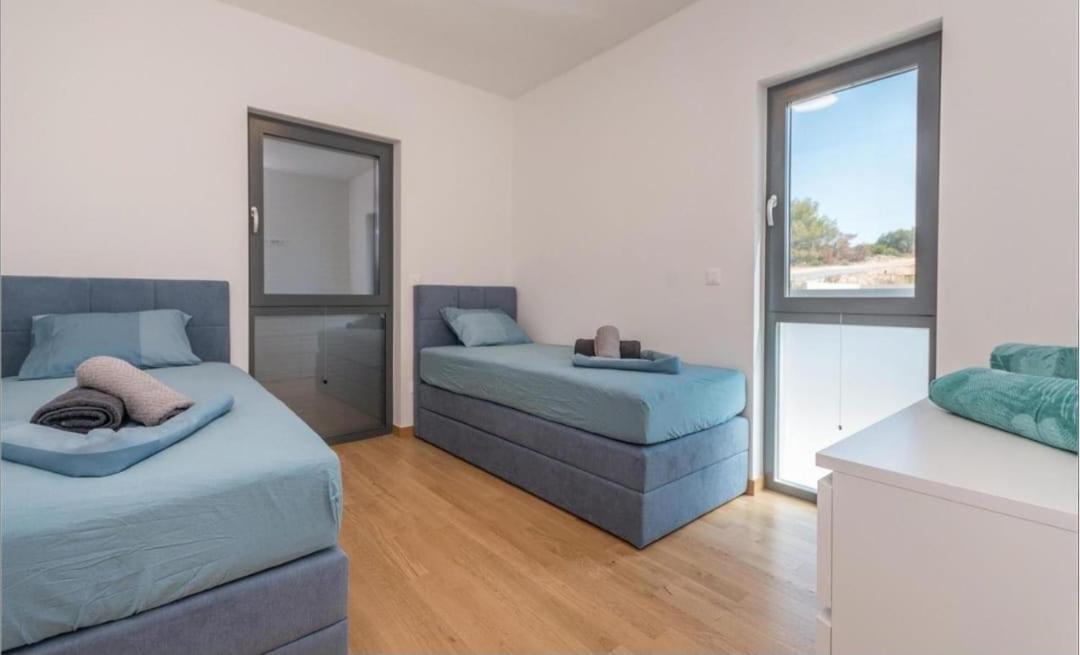 Dvj Apartments 3 Sveti Filip i Jakov Esterno foto